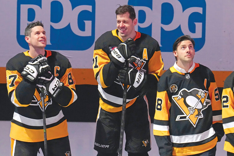 Thanks for the memories: Nod to past brings Pittsburgh Penguins' Sidney Crosby to tears, but all smiles for present